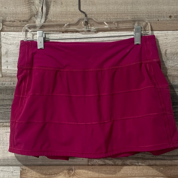 Lululemon Pace Rival skirt  Size 6 discontinued length Back: 13” Front: 12” - Picture 3 of 5